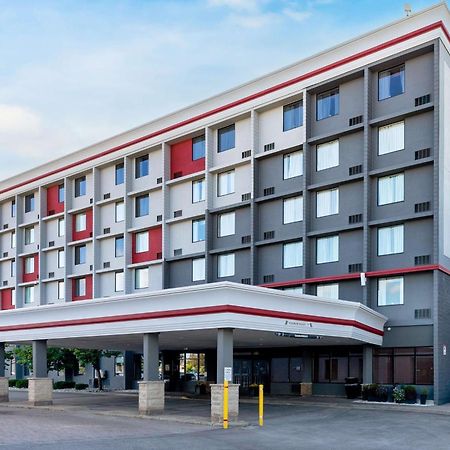 Best Western Plus Toronto Airport Hotel Mississauga Dış mekan fotoğraf