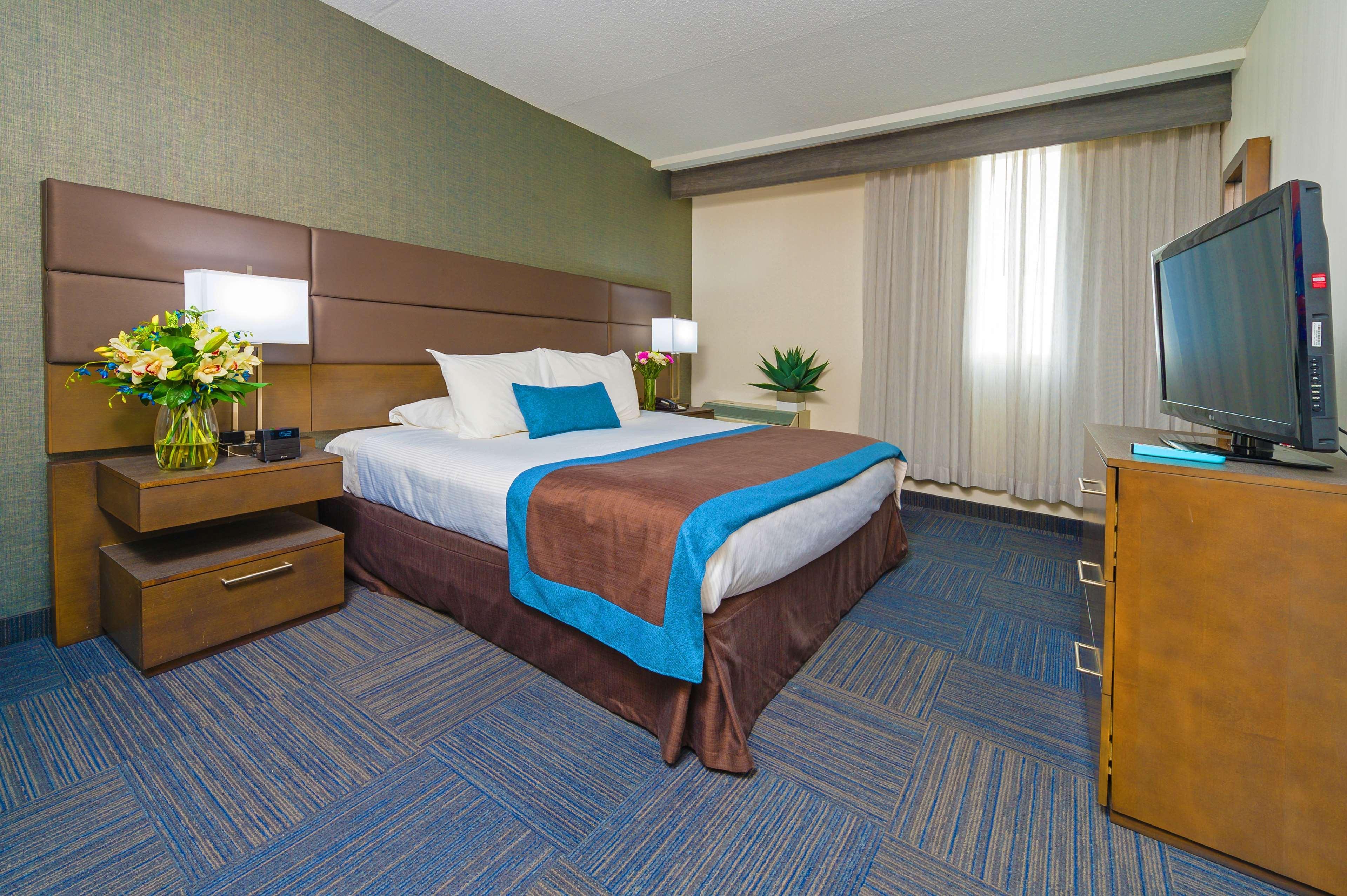 Best Western Plus Toronto Airport Hotel Mississauga Dış mekan fotoğraf