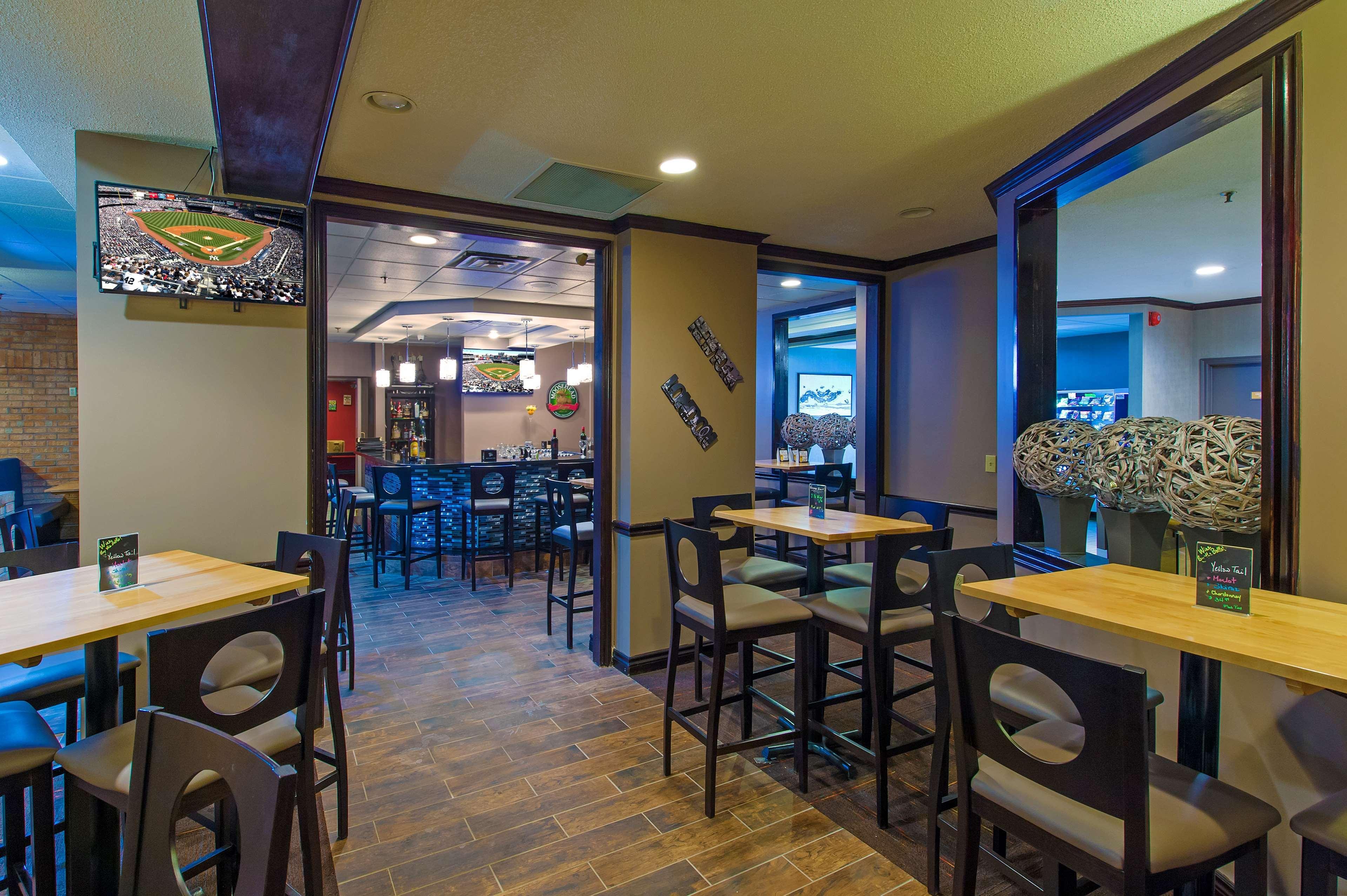 Best Western Plus Toronto Airport Hotel Mississauga Dış mekan fotoğraf