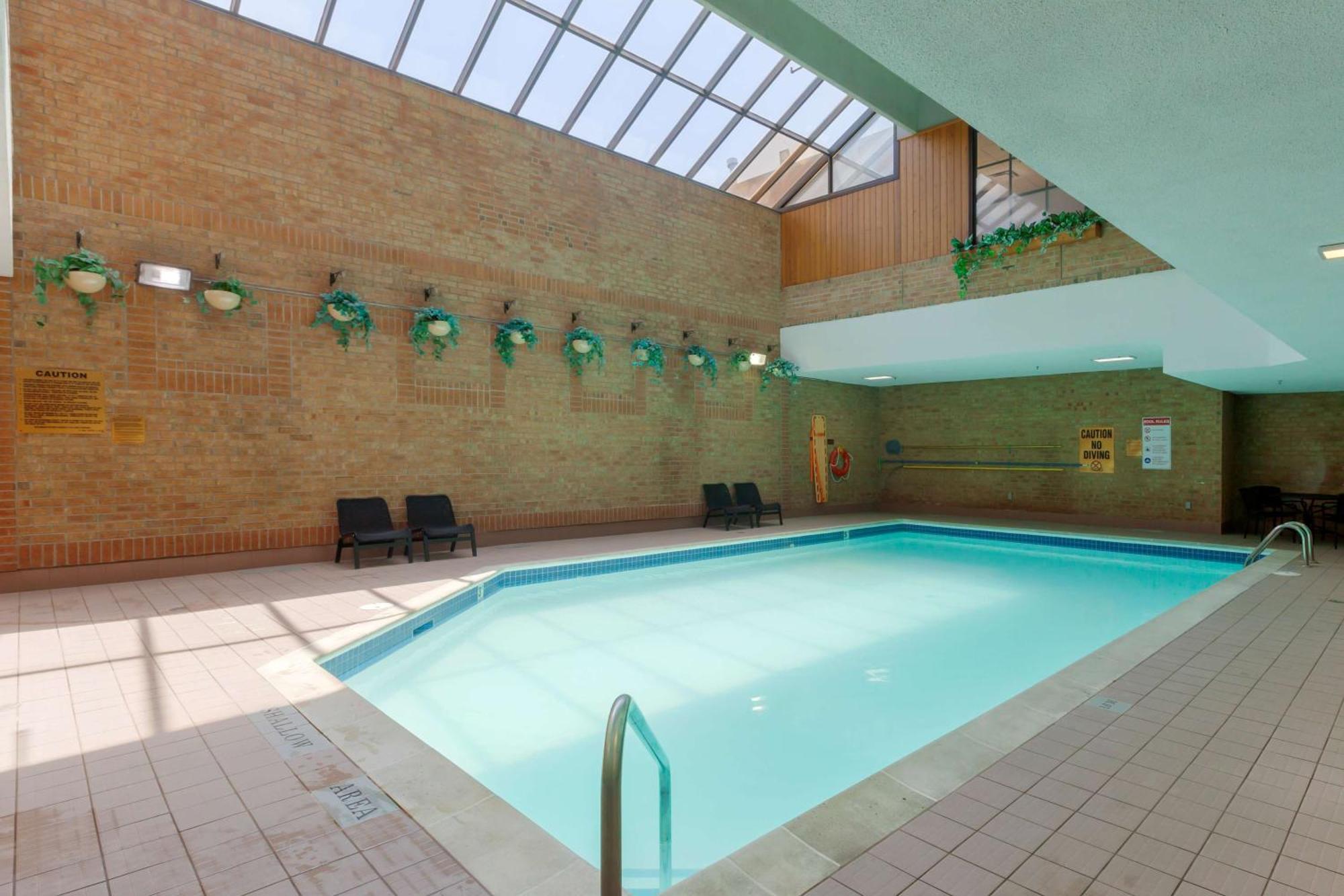 Best Western Plus Toronto Airport Hotel Mississauga Dış mekan fotoğraf