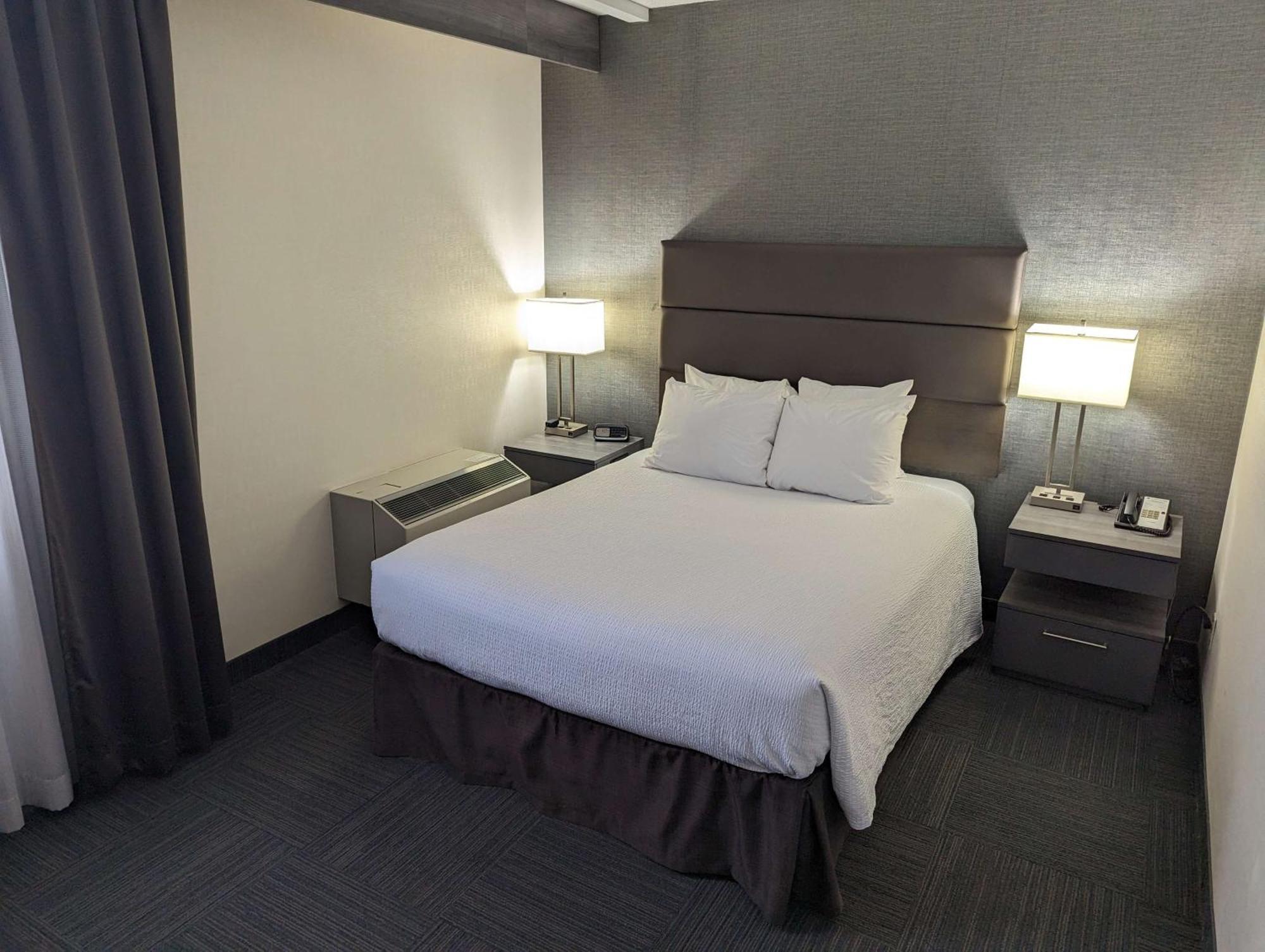 Best Western Plus Toronto Airport Hotel Mississauga Dış mekan fotoğraf