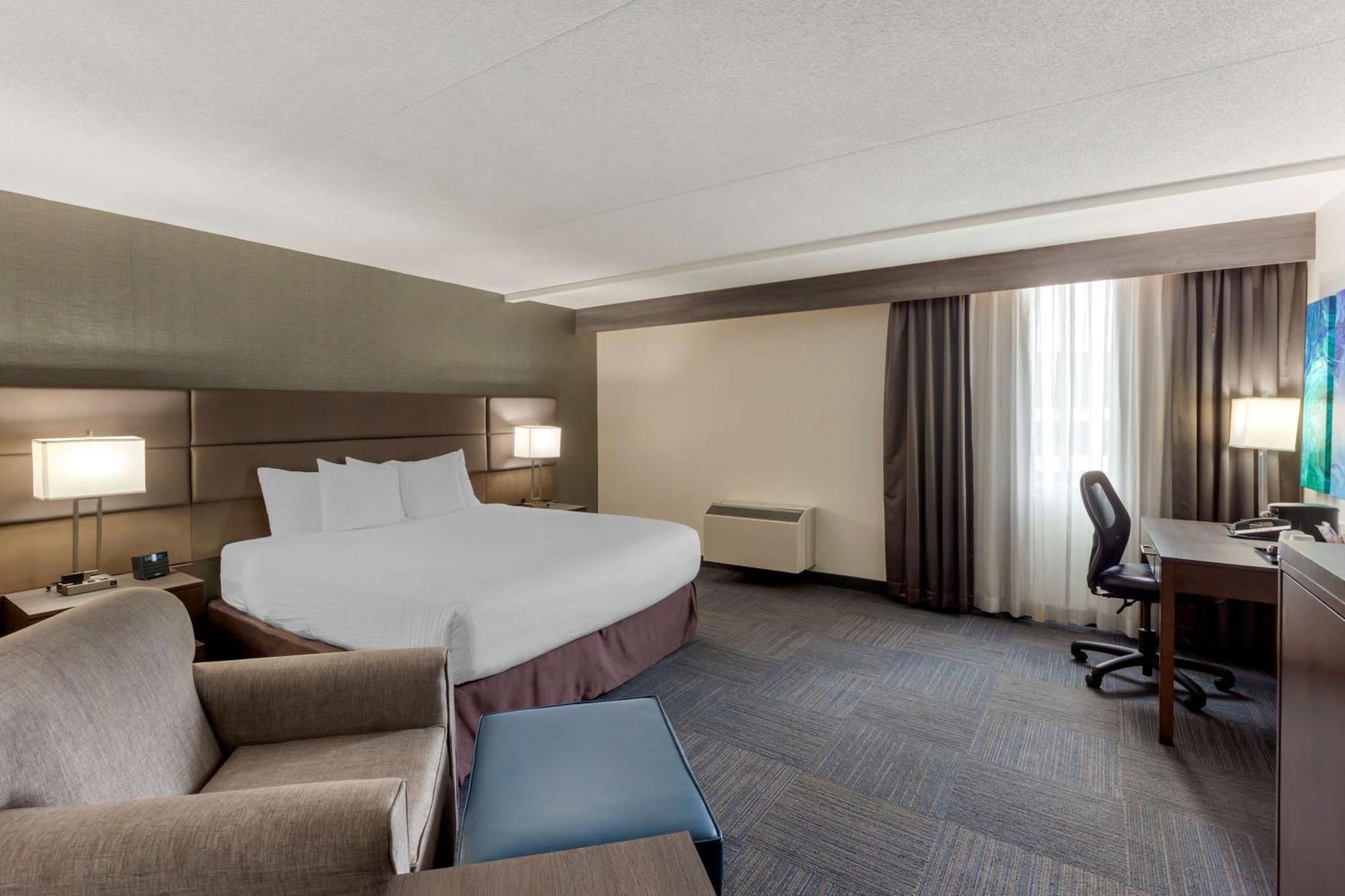 Best Western Plus Toronto Airport Hotel Mississauga Dış mekan fotoğraf