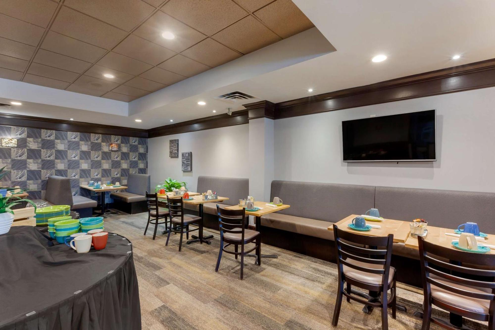 Best Western Plus Toronto Airport Hotel Mississauga Dış mekan fotoğraf